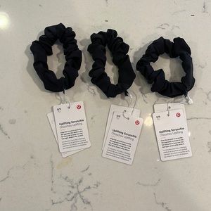 NWT✨lululemon 3-set black scrunchie